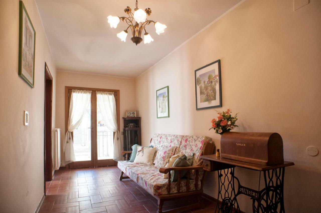 Podere Verdi Colline ป็อปปี ภายนอก รูปภาพ